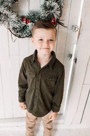 Affordable Knoxville Christmas Mini Session Photography at The Holmstead Studio with Nina Thomas Photography.