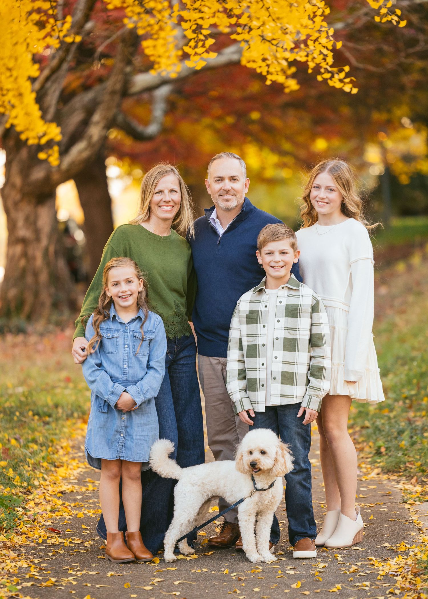 Richmond family photographer Emily Butz M.Photo Heirloom portrait fall autumn best easy in-home newborn children mini sessions 30 minute