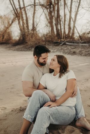 Michigan Engagement Photographer | Creative Art By Bree