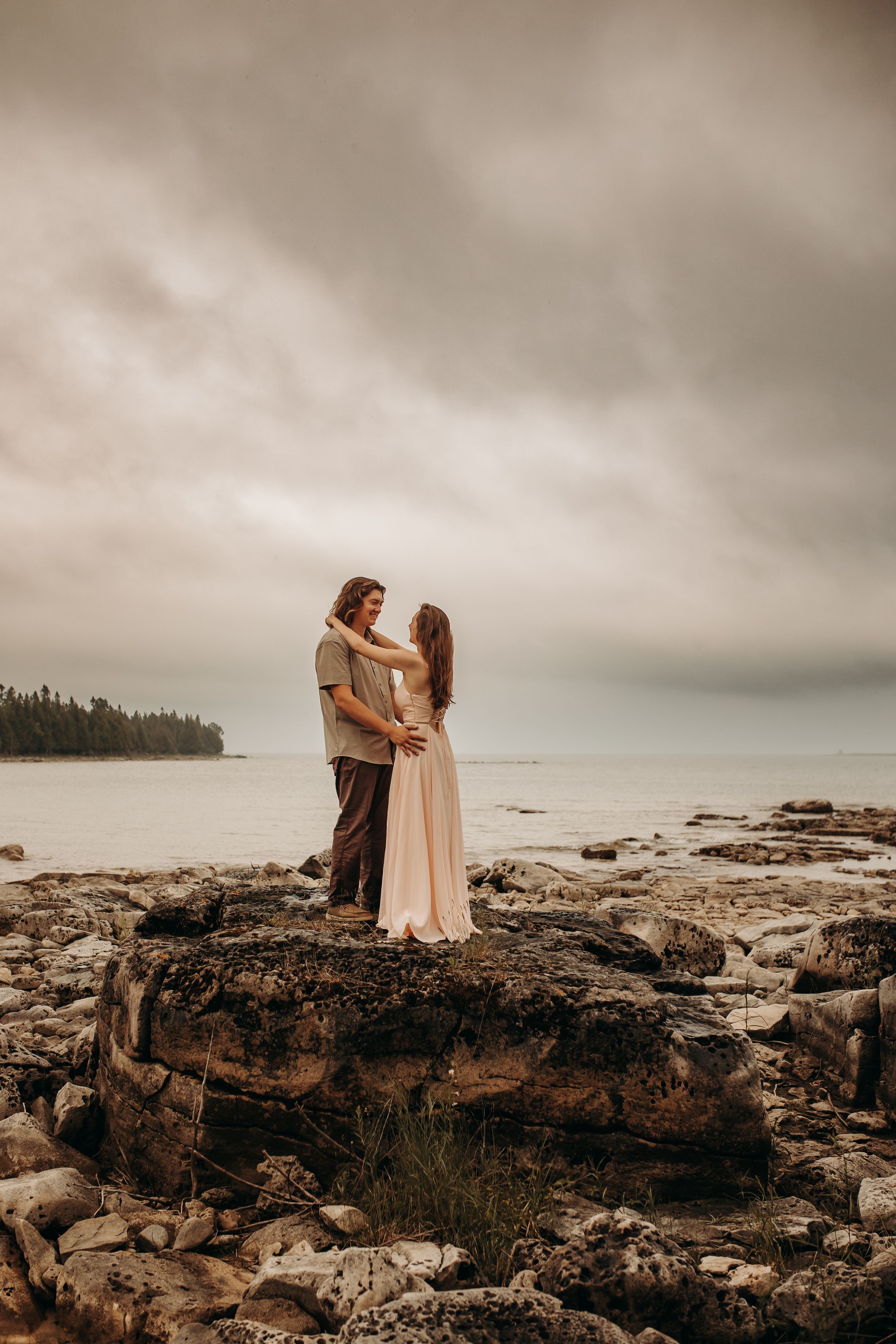 Michigan Engagement Photographer | Creative Art By Bree LLC