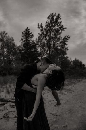 Michigan Engagement Photographer | Creative Art By Bree LLC