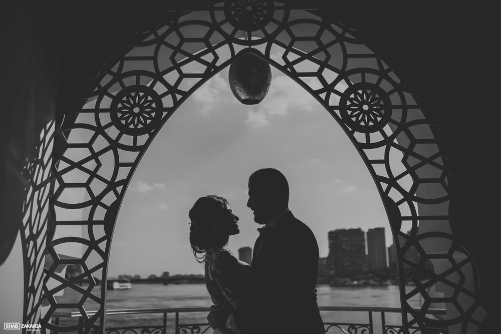 engagment photographer in dubai