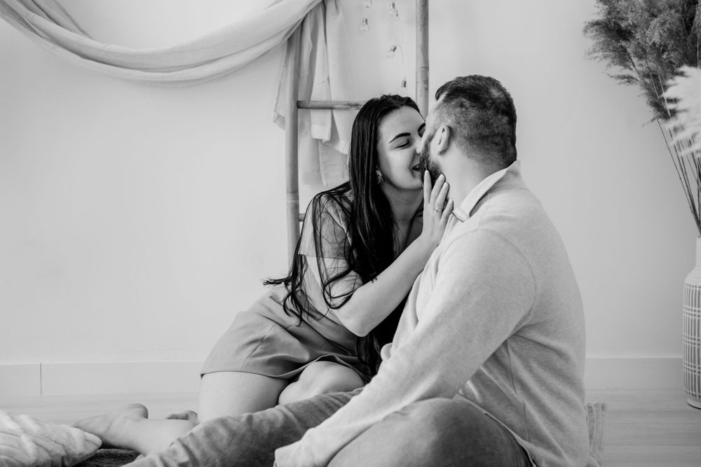годежна фотосесия в студио софия, бохо фотосесия в студио софия, любовна фотосесия в студио софия