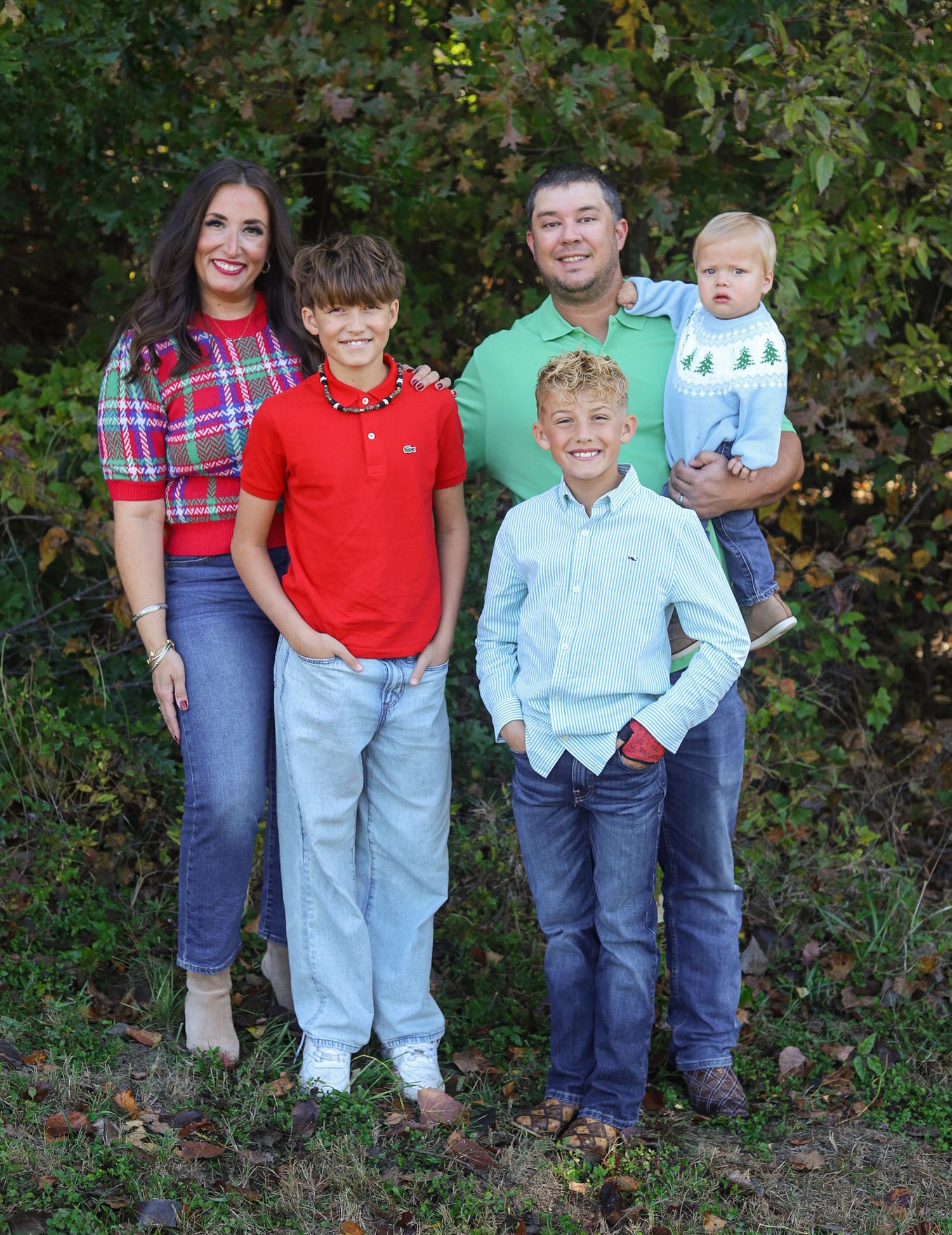 The Koenig-Ranger family Christmas 2025 photoshoot with Nicole Banet Photography.
