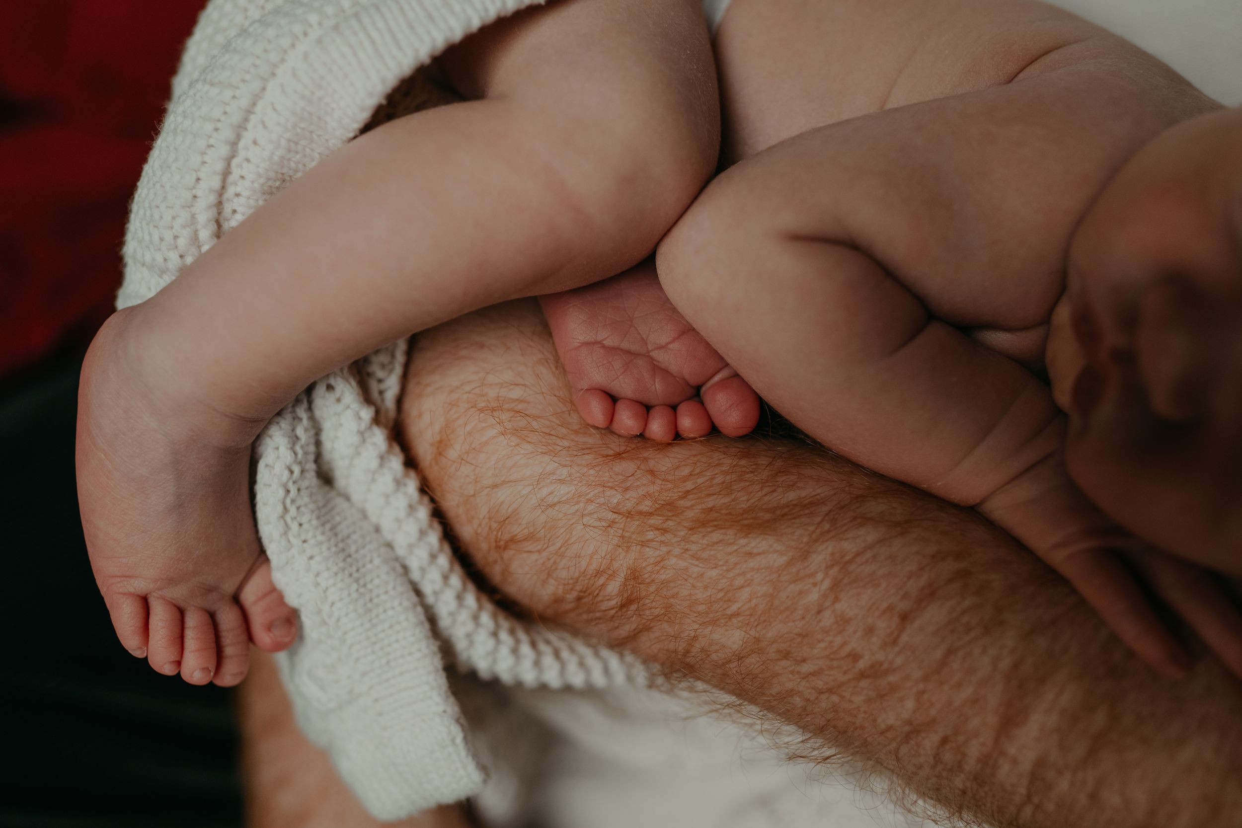 a detail capture of a new born's feet kent family photographer