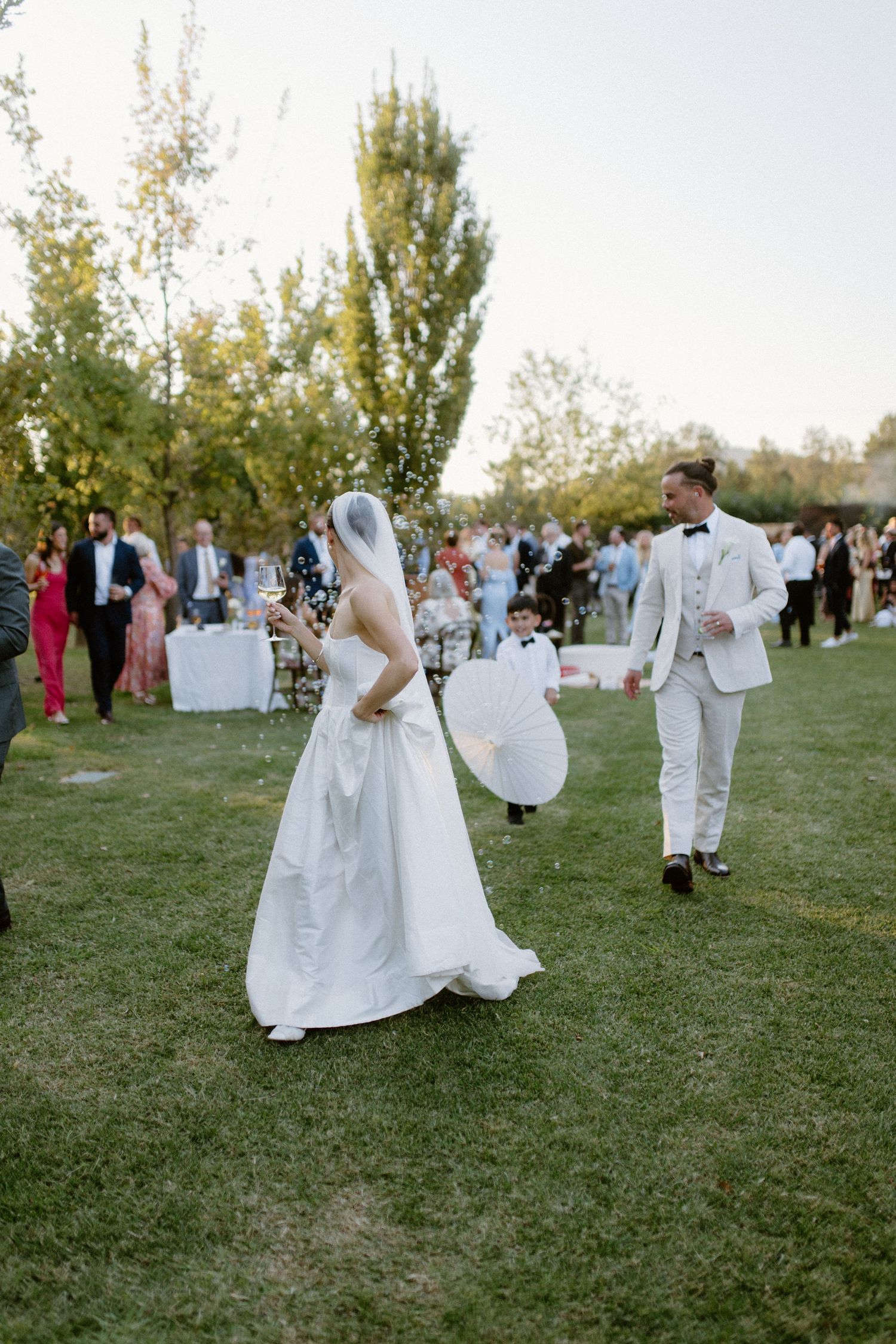 Romantic and documentary wedding photographer in Wollongong and Bowral