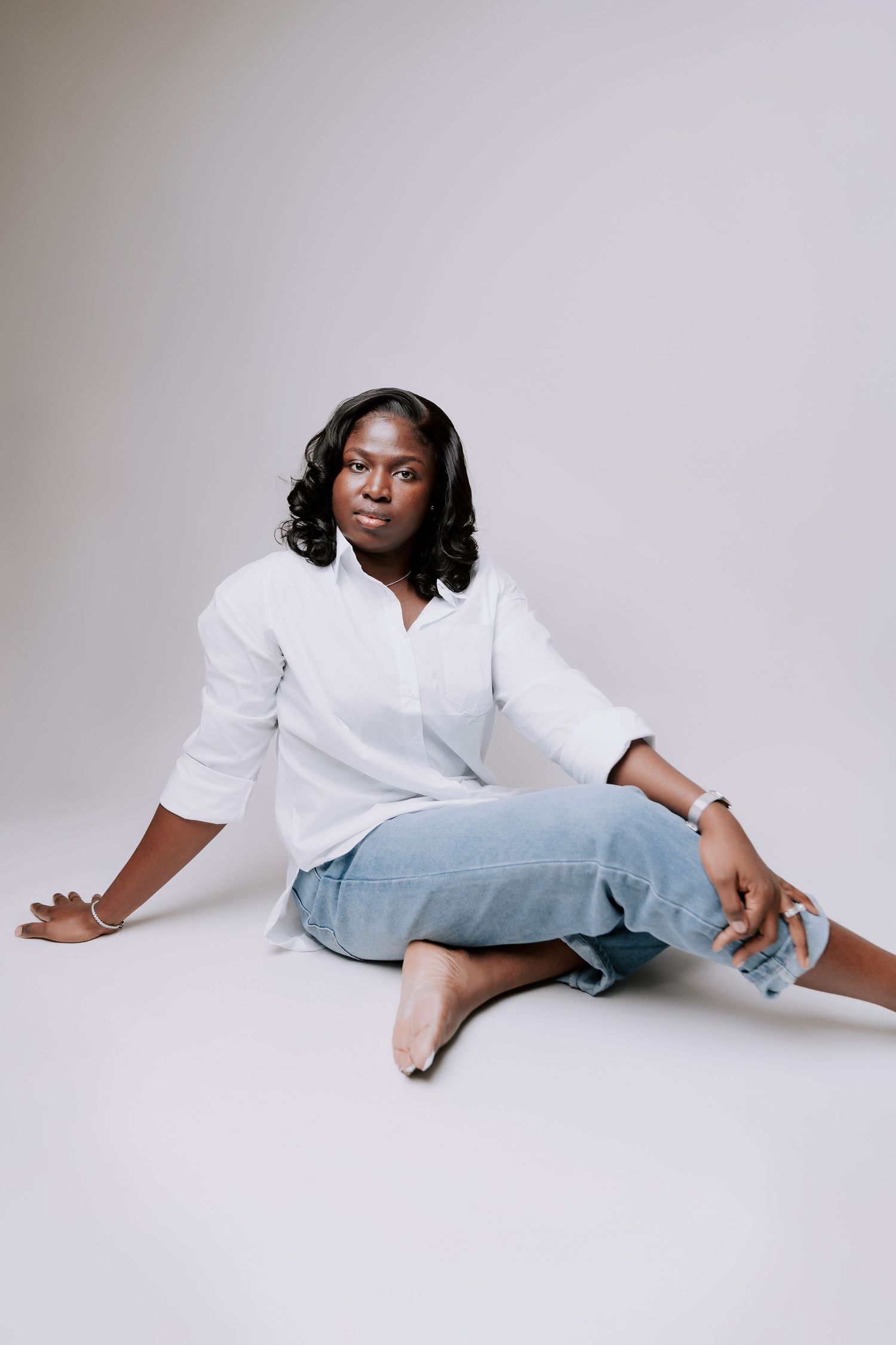 Glamour studio photo of a beautiful black woman wearing a casual fit on her 40th Birthday