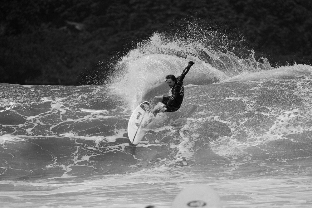 surfer photography turn