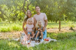 family, professional, photography, outdoor, scenic, kids, photo session, mom, dad, love, hugs, kisses, flowers, greenery, new york, upstate