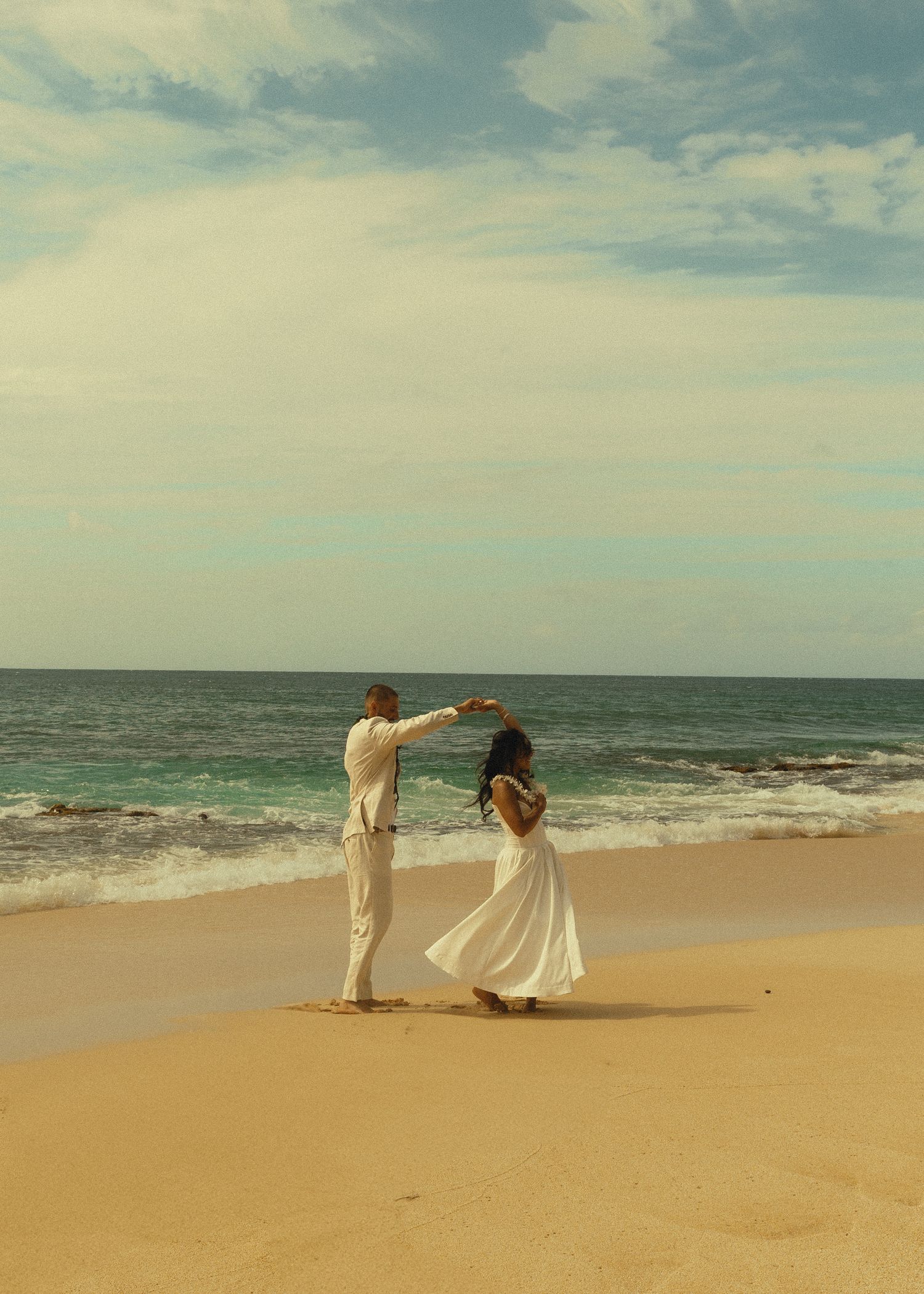 o'ahu photographer, Hawaii photographer, couples photographer, travel photographer, cinematic, storytelling, couples