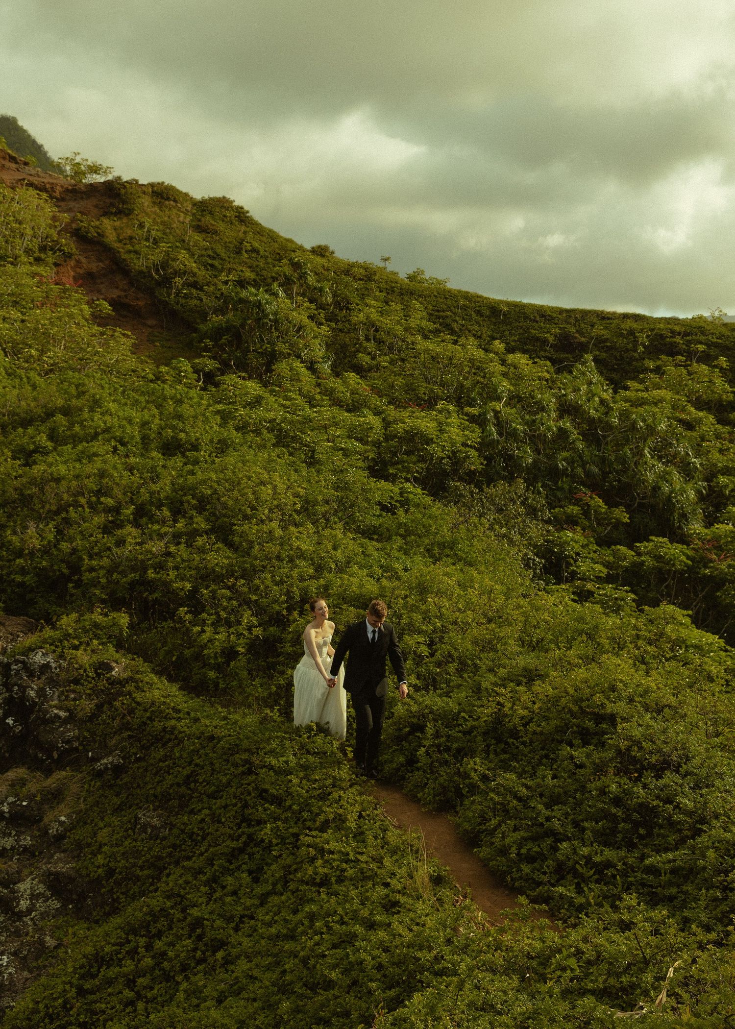 o'ahu photographer, Hawaii photographer, couples photographer, travel photographer, cinematic, storytelling, couples