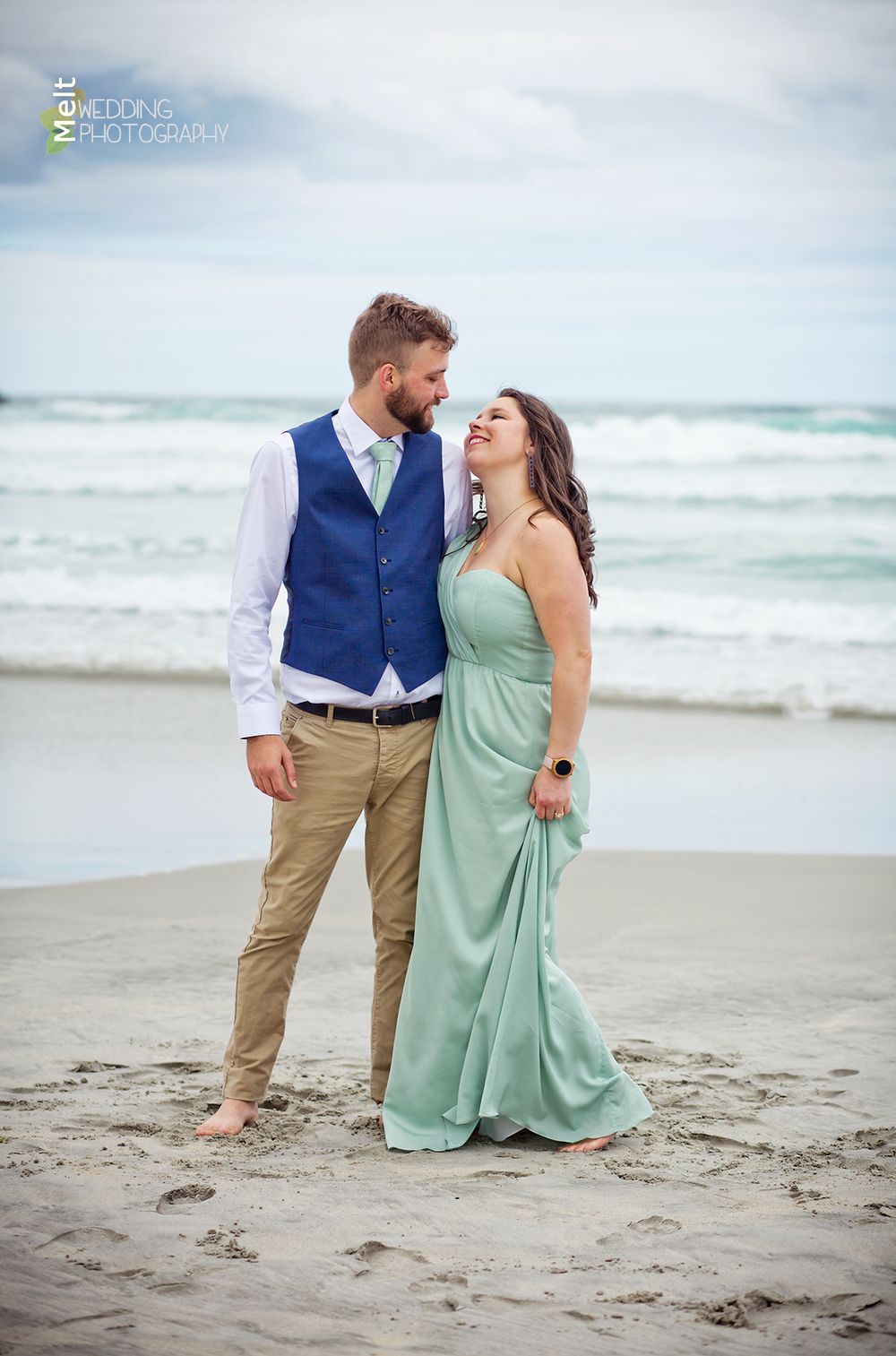 A bit of beach engagement photography