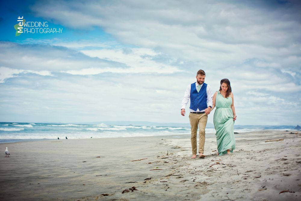 A bit of beach engagement photography
