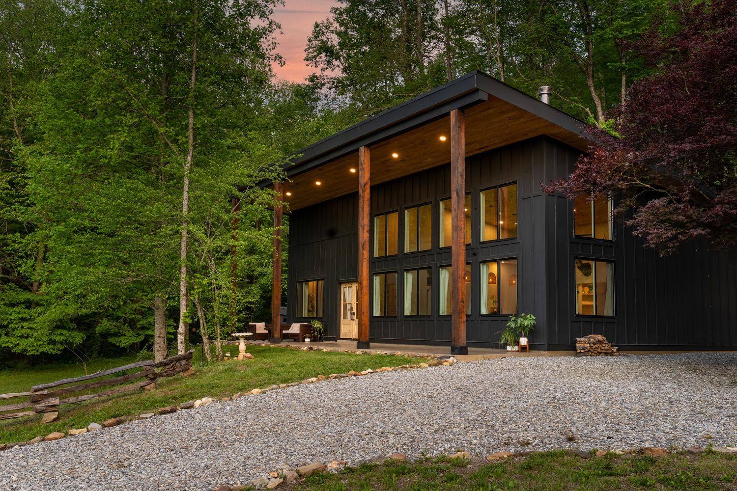 YMCreative Media Cabin Photography Twilight