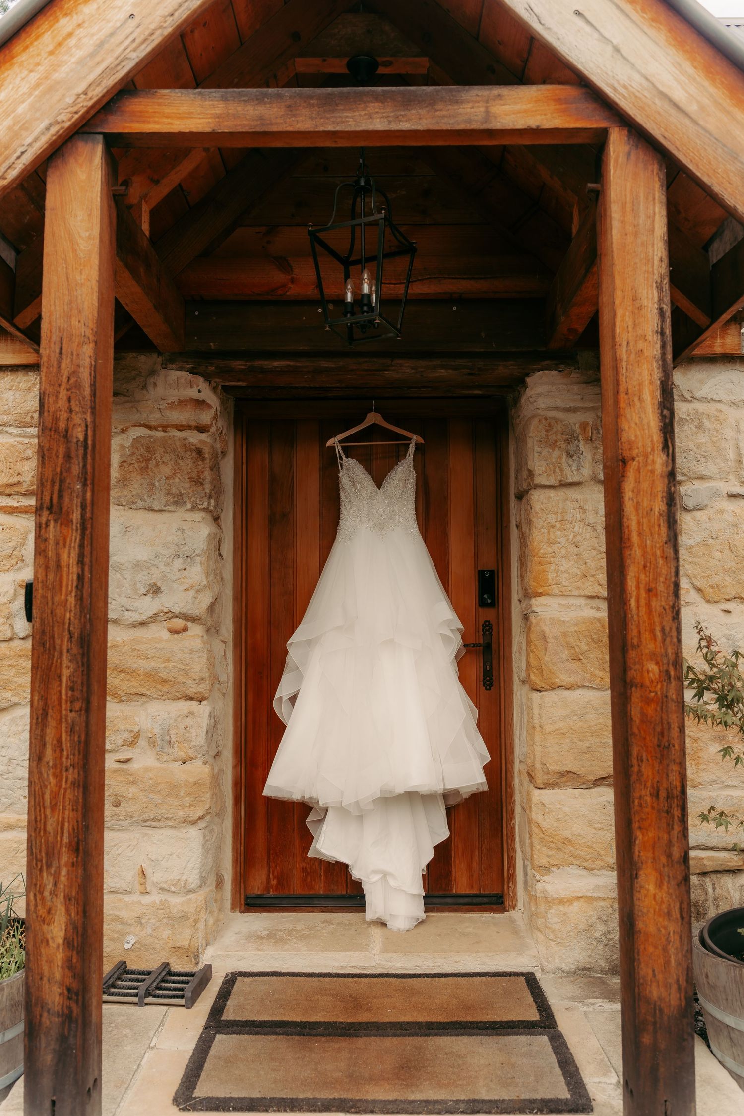 Editorial high end wedding, black tie event, Sydney wedding photographer. Blue mountains &Southern Highlands wedding photography. Elopement.