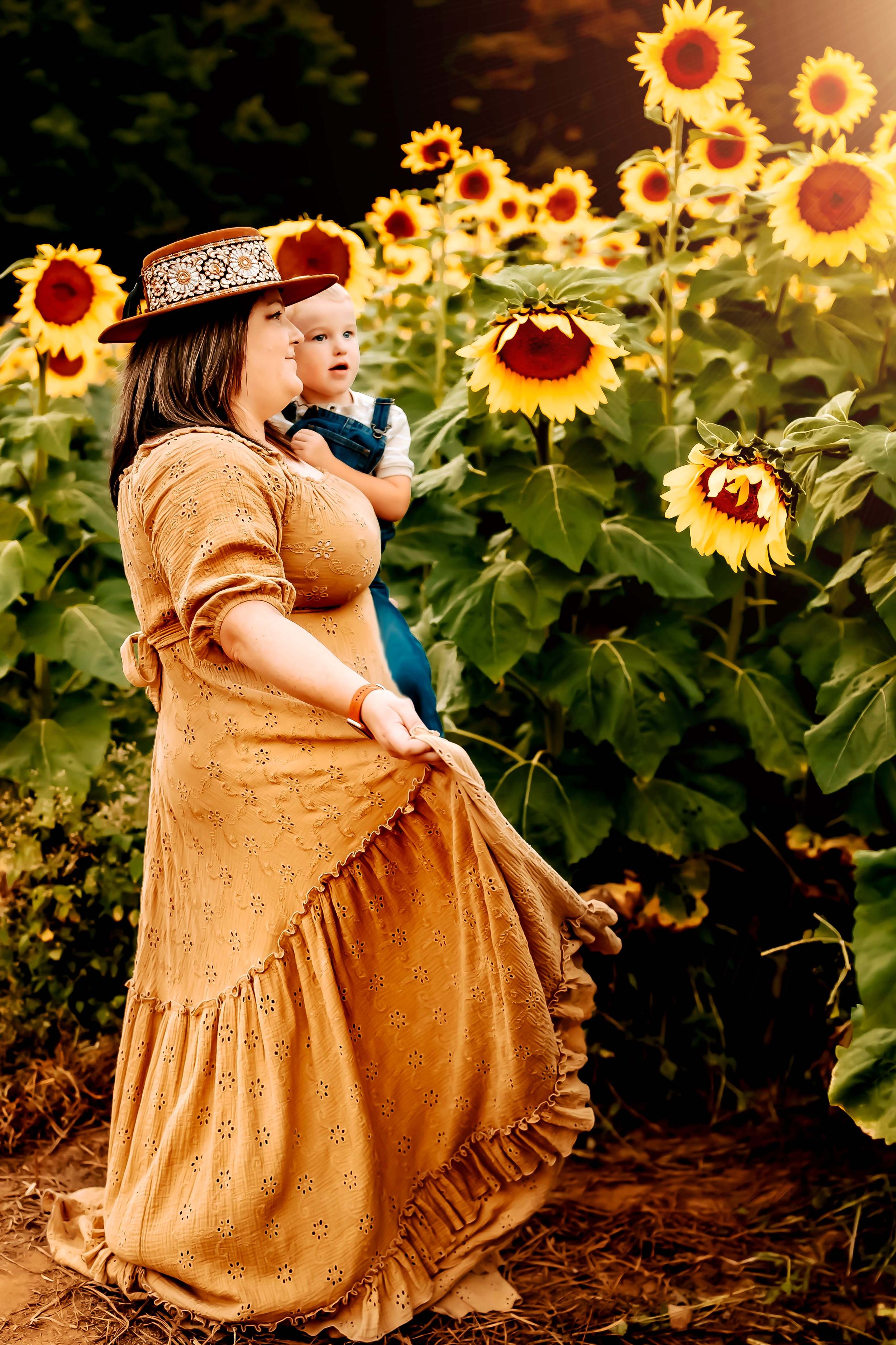 NORTH GEORGIA PHOTOGRAPHER | SUNFLOWER SESSION | FAUSETT FARMS SUNFLOWERS