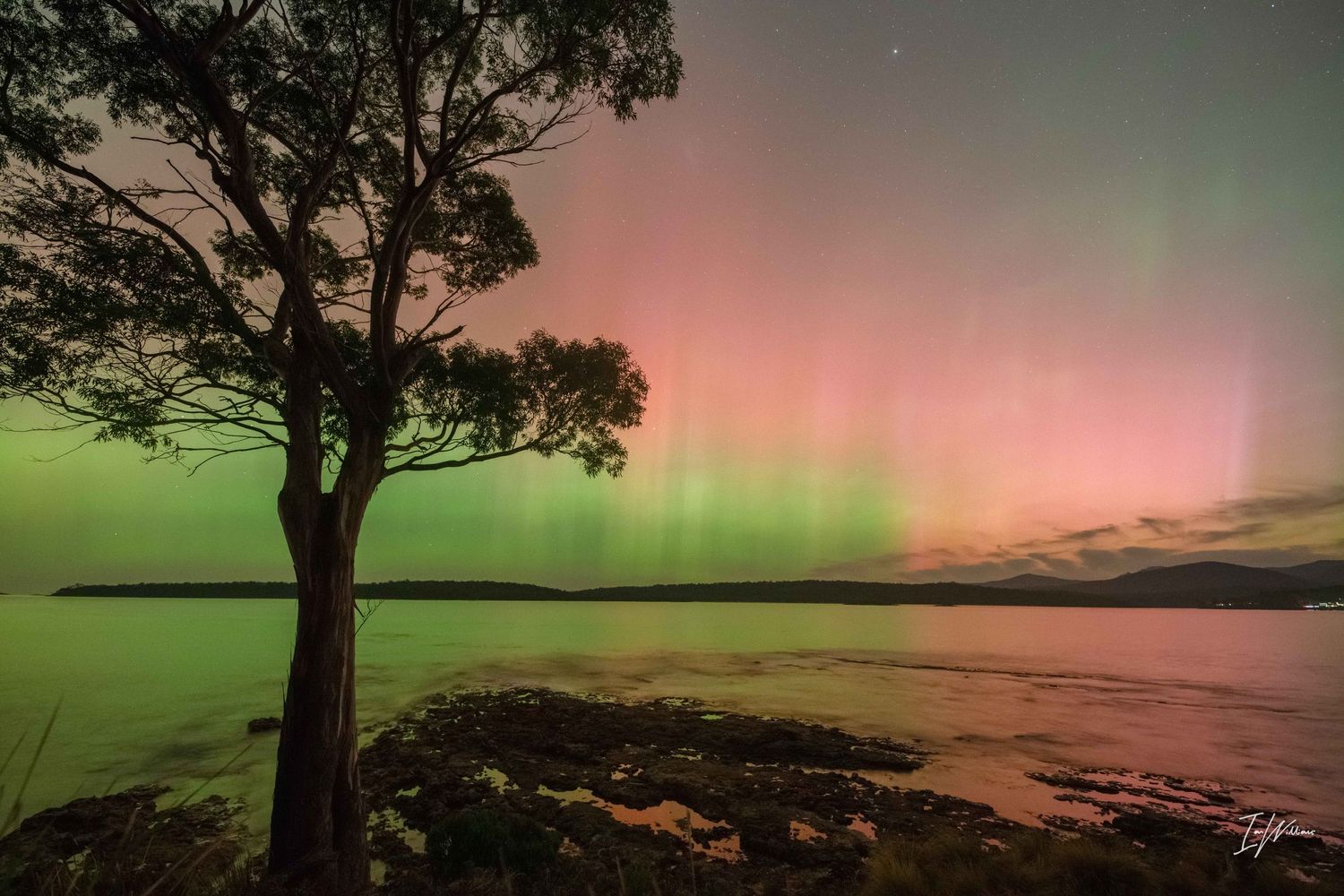 Aurora Australis, Tasmania, 11 May 2024