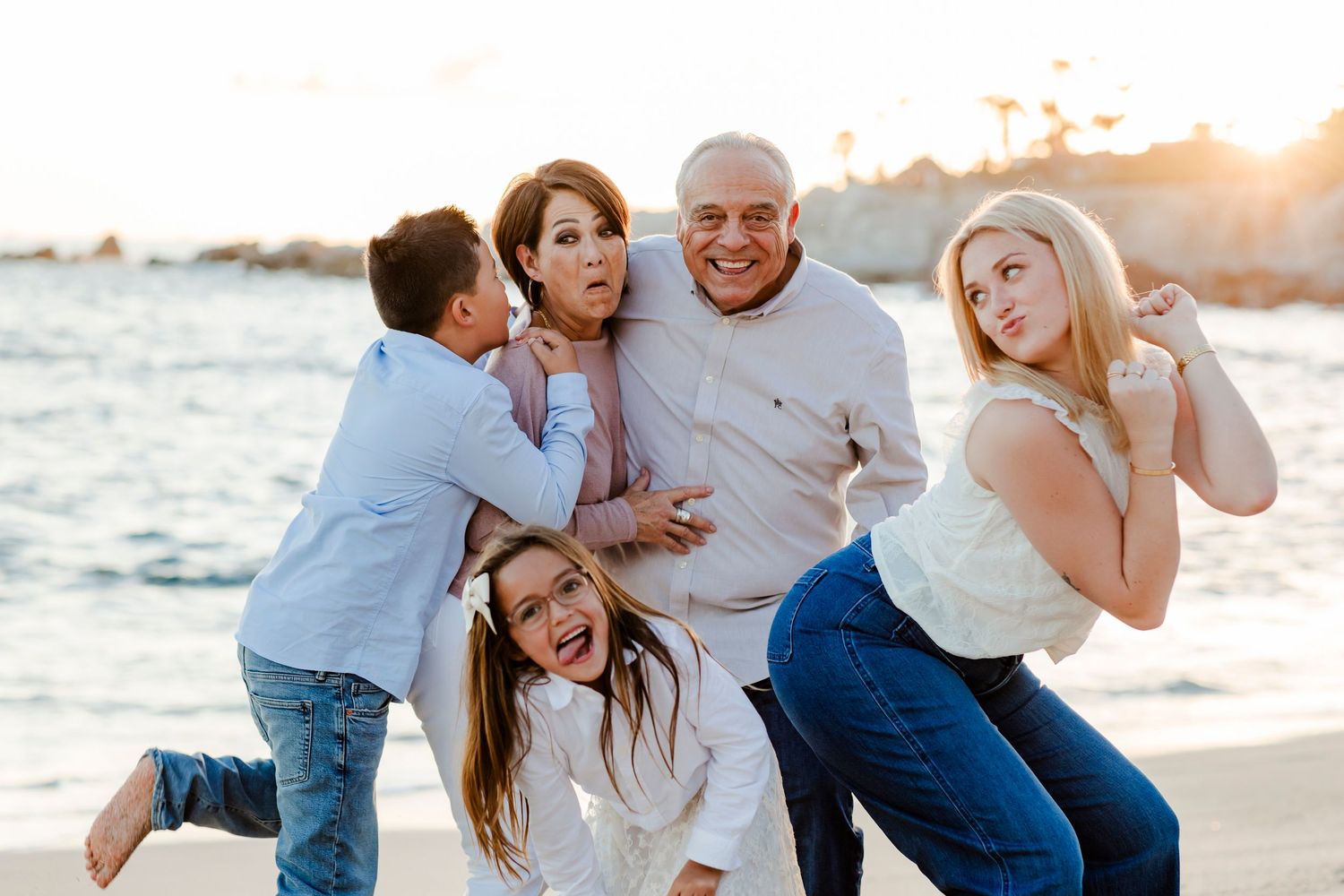 Lifestyle family photography in Los Cabos