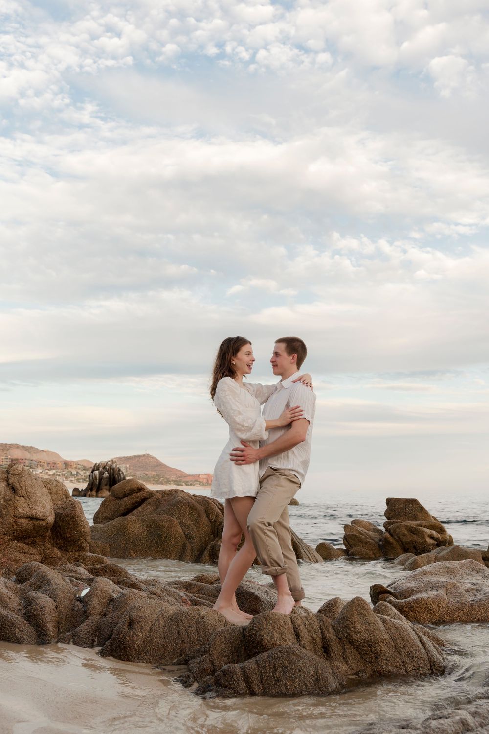 Emotional wedding vows moment in Los Cabos ceremony