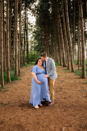 summer maternity photo session Lancaster Pa