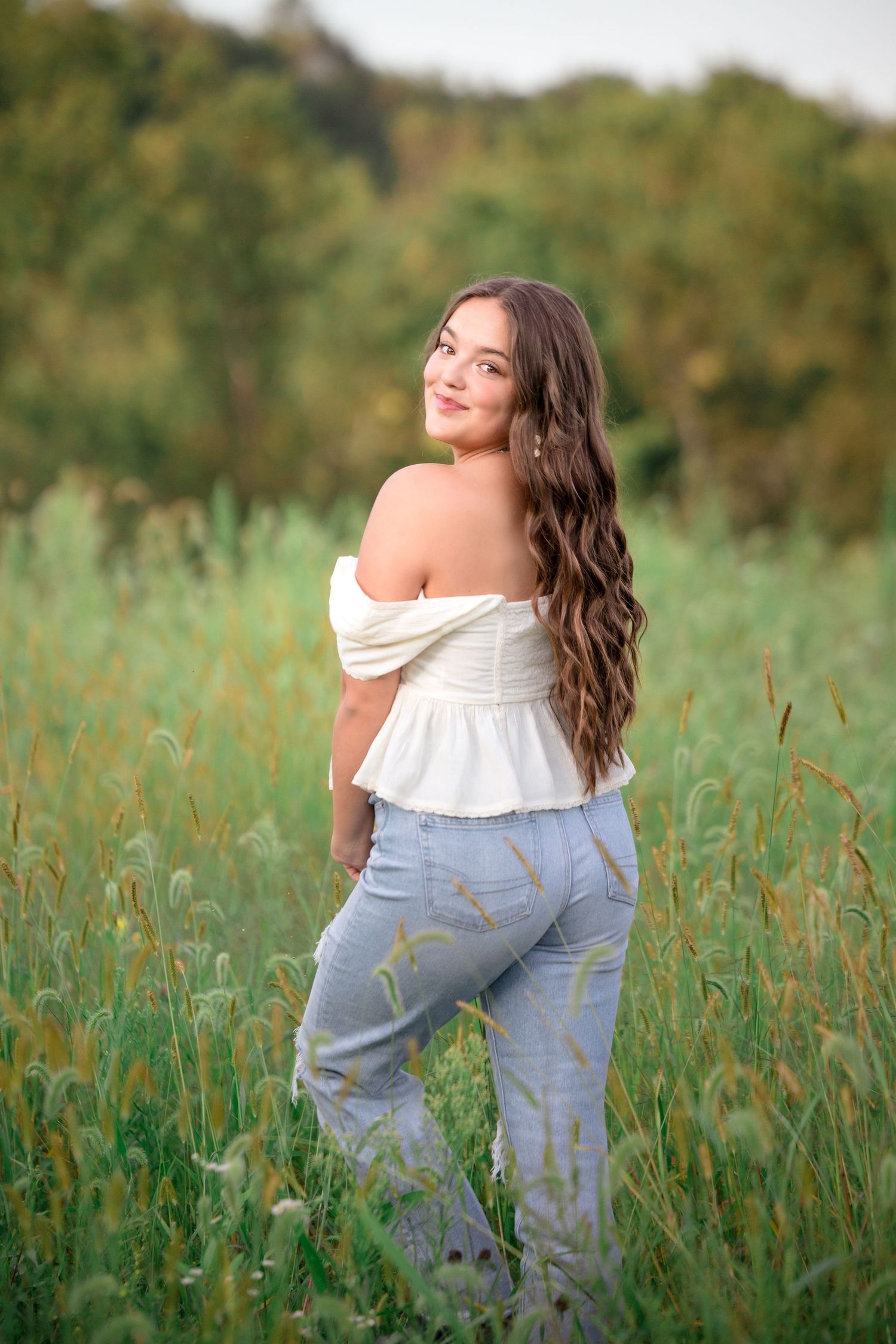 Senior photographer in the Beaver County Area with over 10 years of experience.