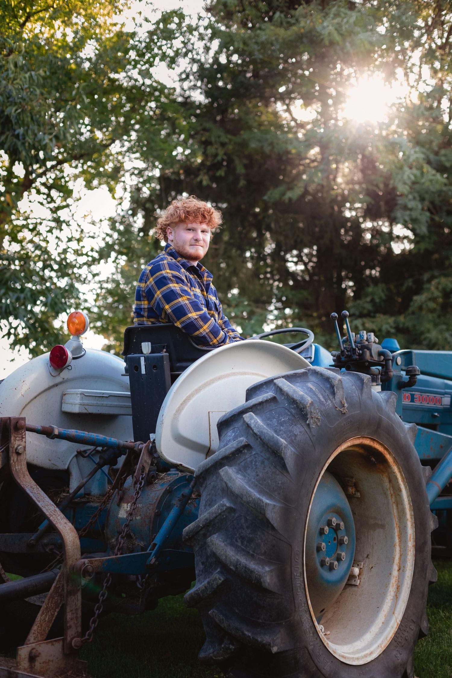 Senior photographer in the Beaver County Area with over 10 years of experience.
