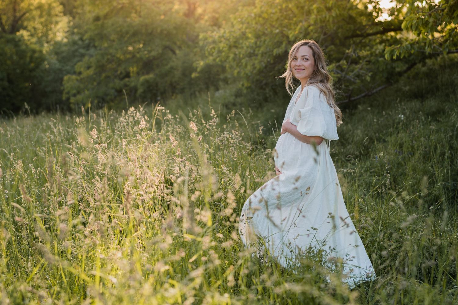 maternity photoshoot spain