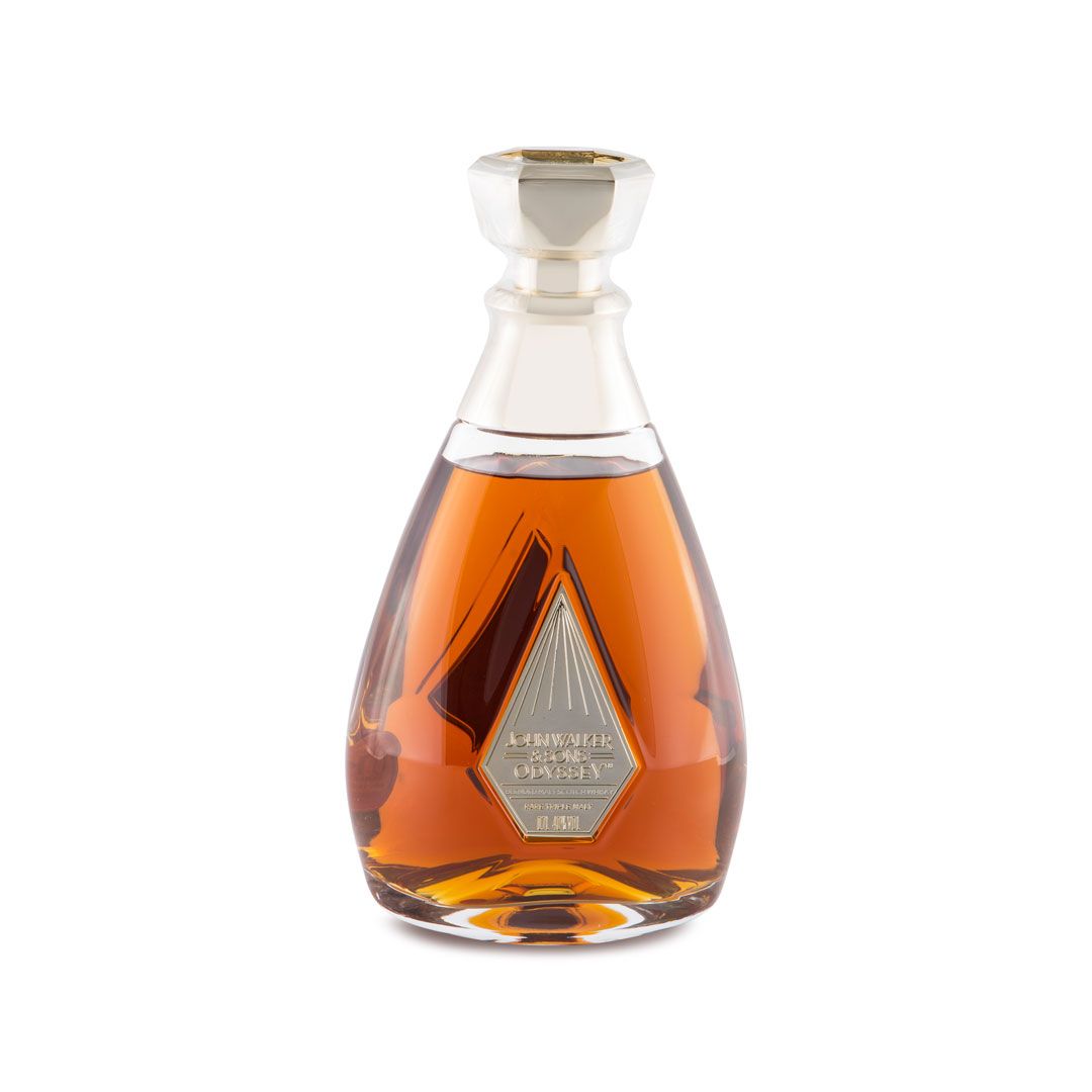 Scotch Whiskey Product Photography © COPYRIGHT. 2020. Dragon Papillon Photography. All Rights Reserved.