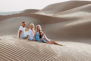 family desert photoshoot dubai photos