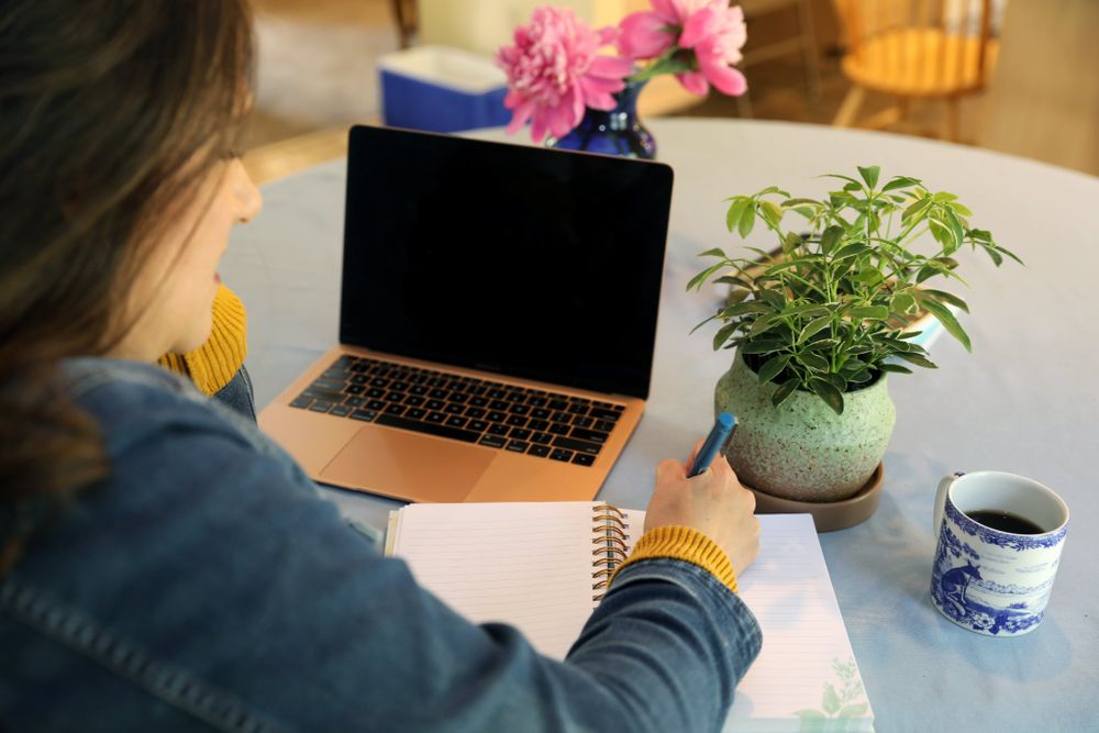 journaling with author Heather Holleman