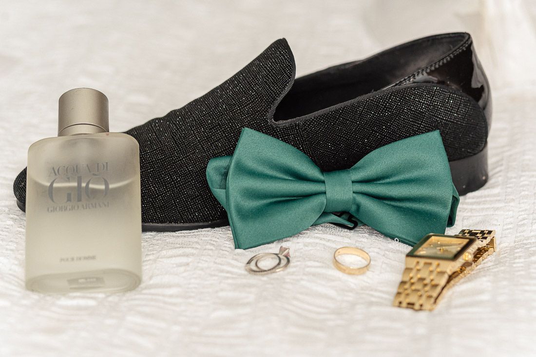 A Picture of A Groom shoes and accessories for His Wedding Day in Hampton inn hotel in palm beach gardens