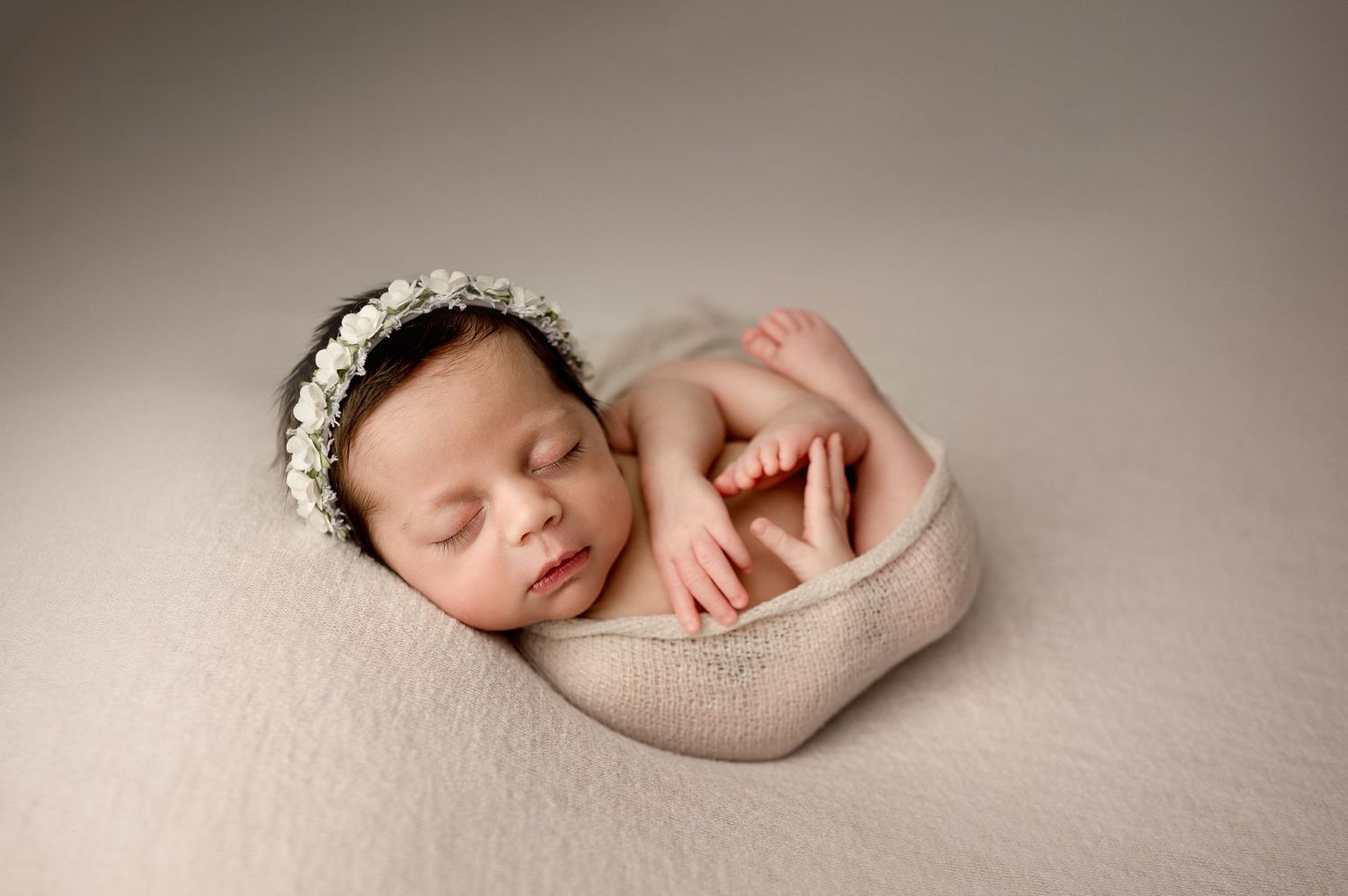 BUFFALO FAMILY PHOTOGRAPHER, BUFFALO NY PHOTOGRAPHER, BUFFALO NEWBORN PHOTOGRAPHER, BUFFALO BABY PHOTOGRAPHER, BUFFALO
