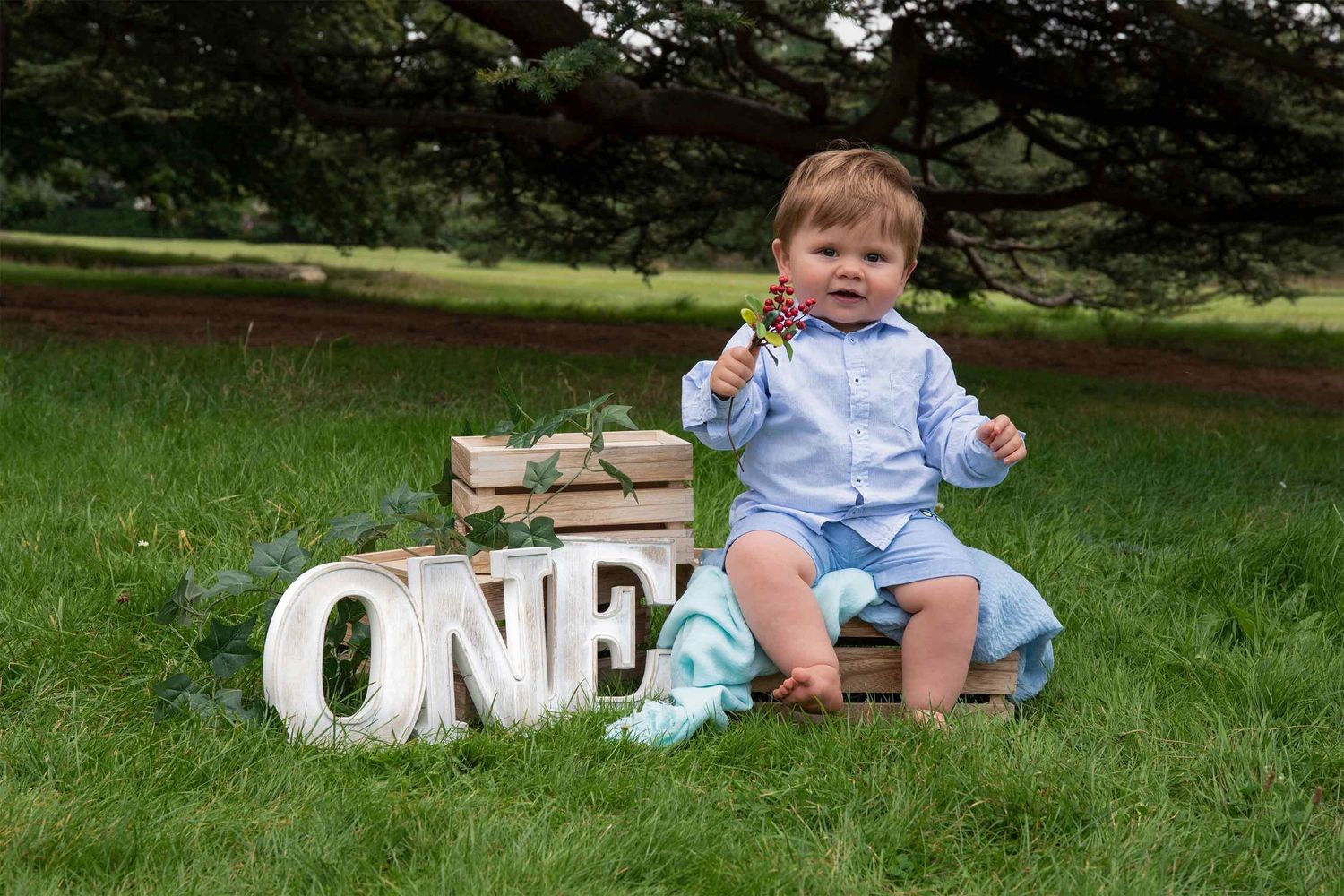 Birthday photography pregnancy photography newborn photography child photography family portrait photography Oxfordshire