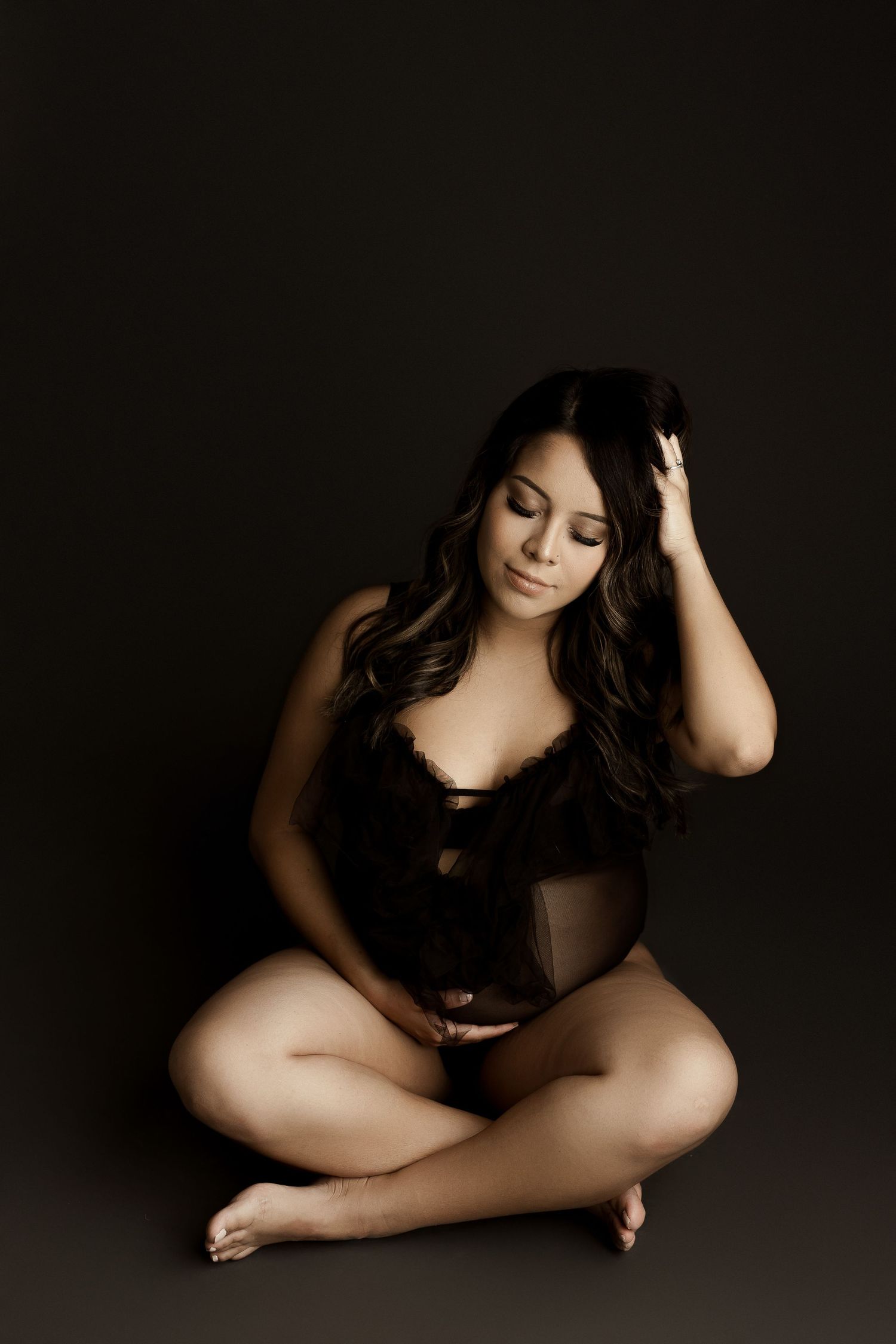 best Wichita newborn portraits, maternity photoshoot near me, KS maternity portrait studio, pregnancy photography Kansas