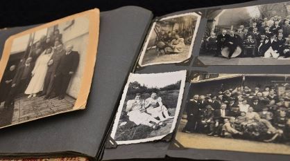 Die Erinnerungen. Übergabe der Bilder