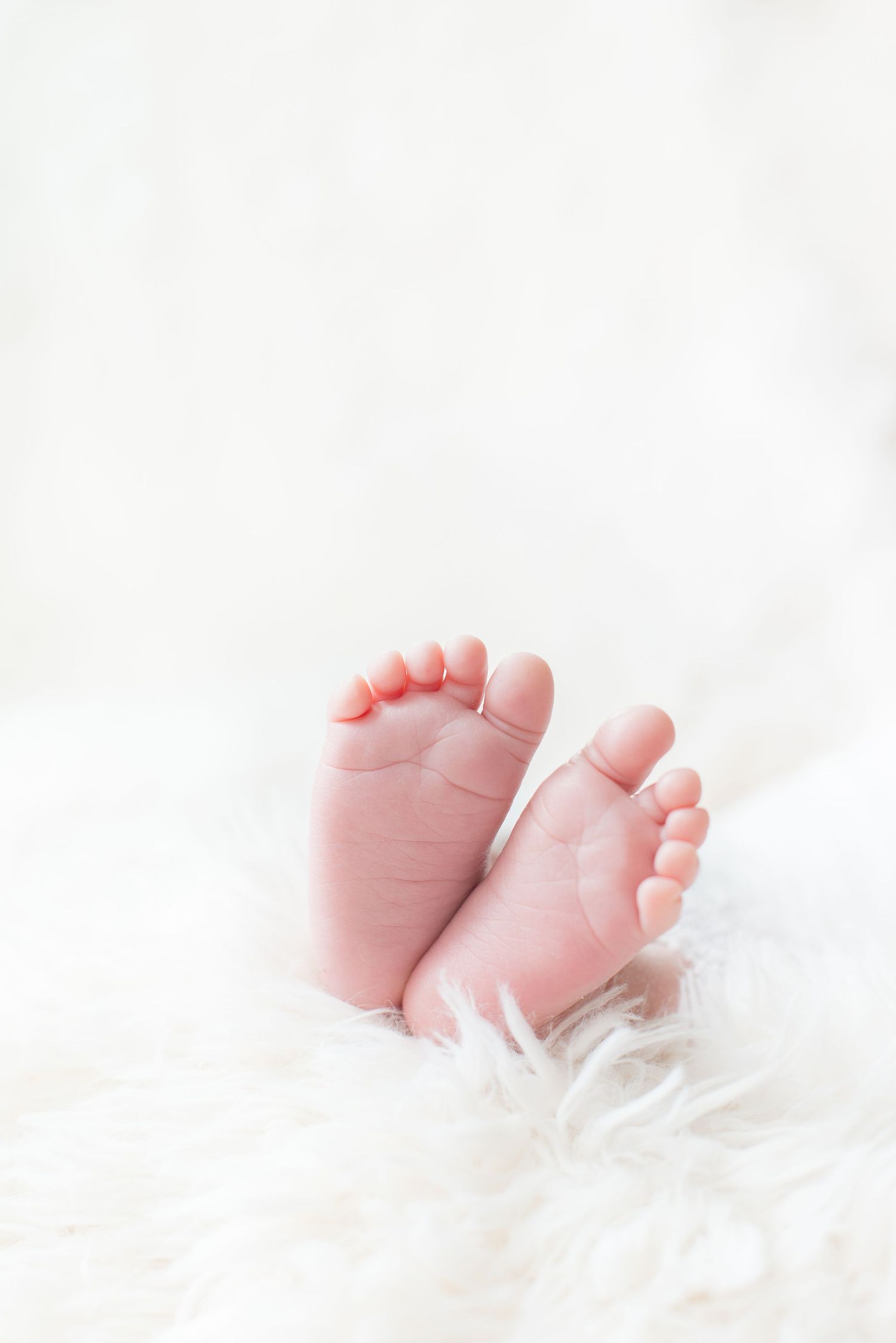 BABY TOES DFW Family Photographer - Light and Airy, Natural Light Photography Serving Frisco Plano McKinney Allen Dallas