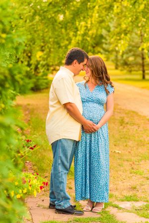maternity session in southern Minnesota