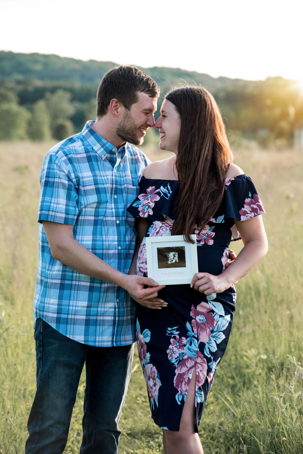 maternity session in Woodbury created by Precious Twenty-One Photography