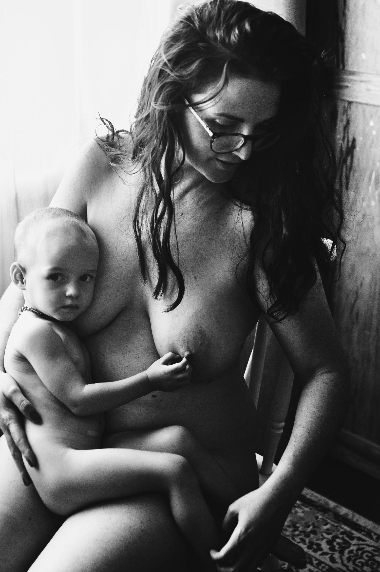 Motherhood and breastfeeding photographer Johannesburg and Fourways