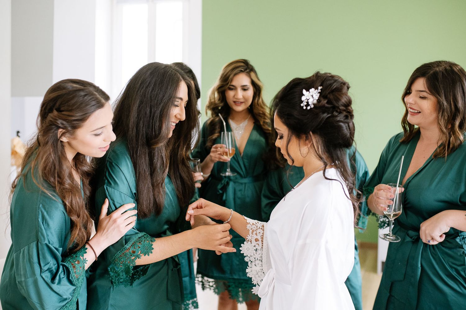 Bridemaids and bride getting ready in Italy
