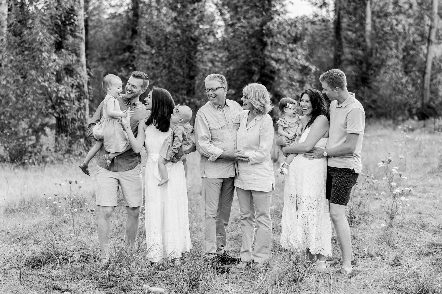 generational photo of family laughing together in whatcom county lifestyle photographer