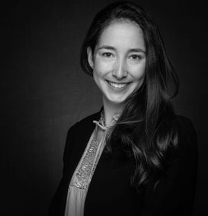 woman headshot in dallas
