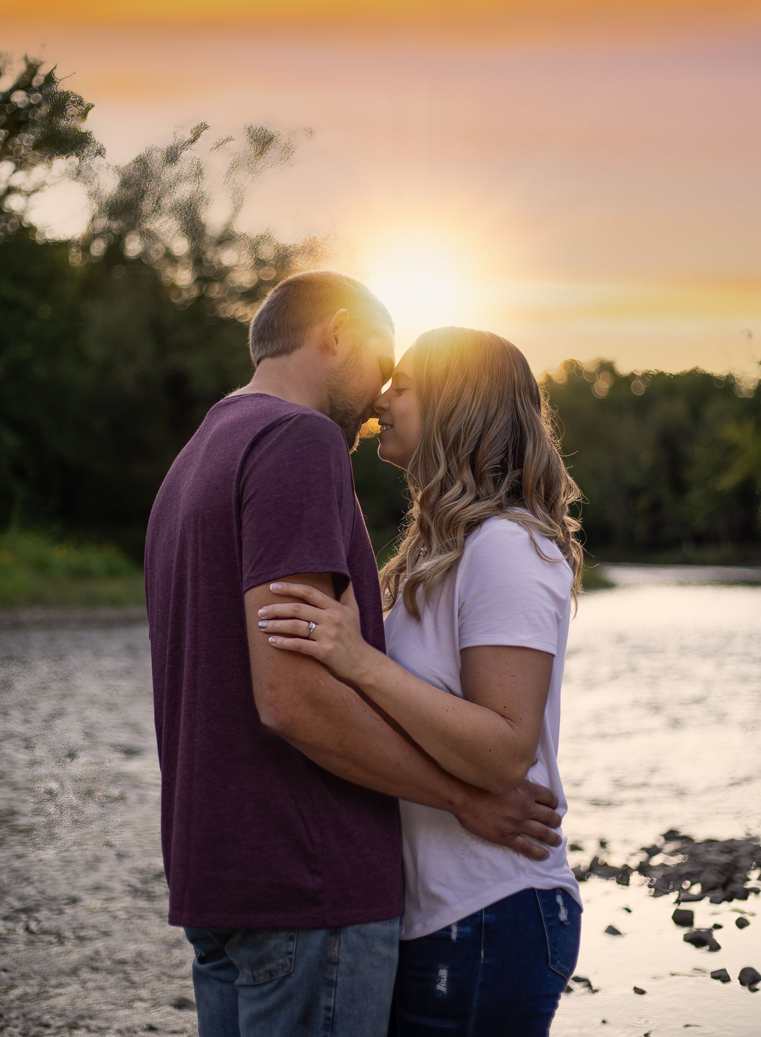 Family and couple photography, family photoshoot, family photo session, photos in Iowa, photographer in Iowa and Minnesota, engagements