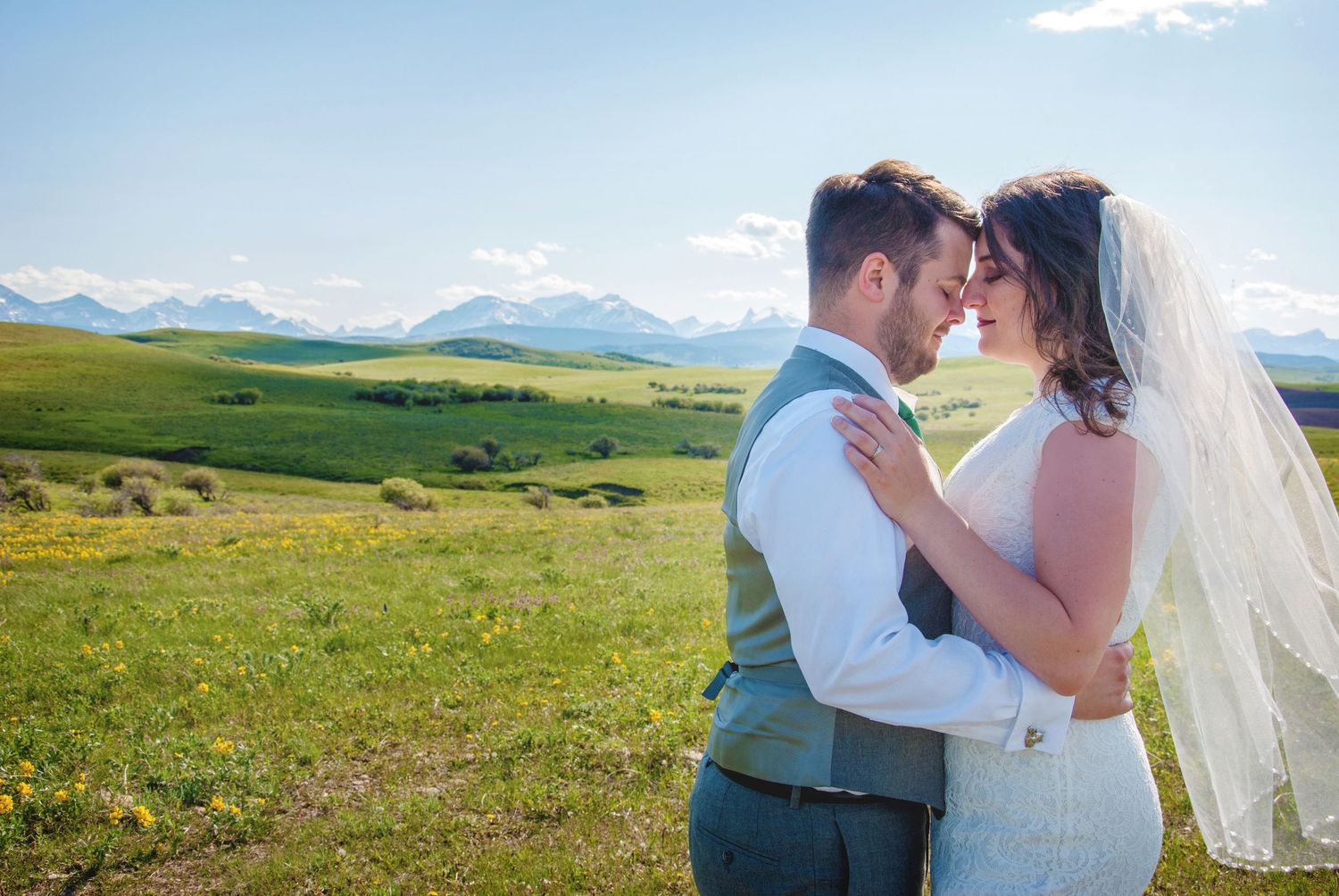 Mormon wedding, couple at Cardston Temple, family and friends, Edmonton, calgary, AB landscape backdrop