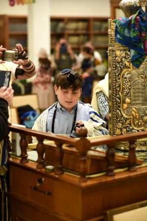 israel
bar mitzva
torah reading
modiin
jerusalem photographer
israel photographer