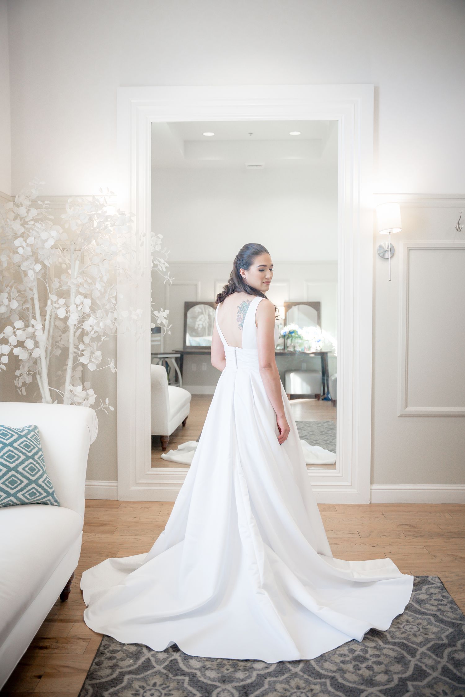 Photo of the bride at Evergreen Springs in Elk Grove by Elk Grove wedding photographer, Ashley Nicole Baeza.