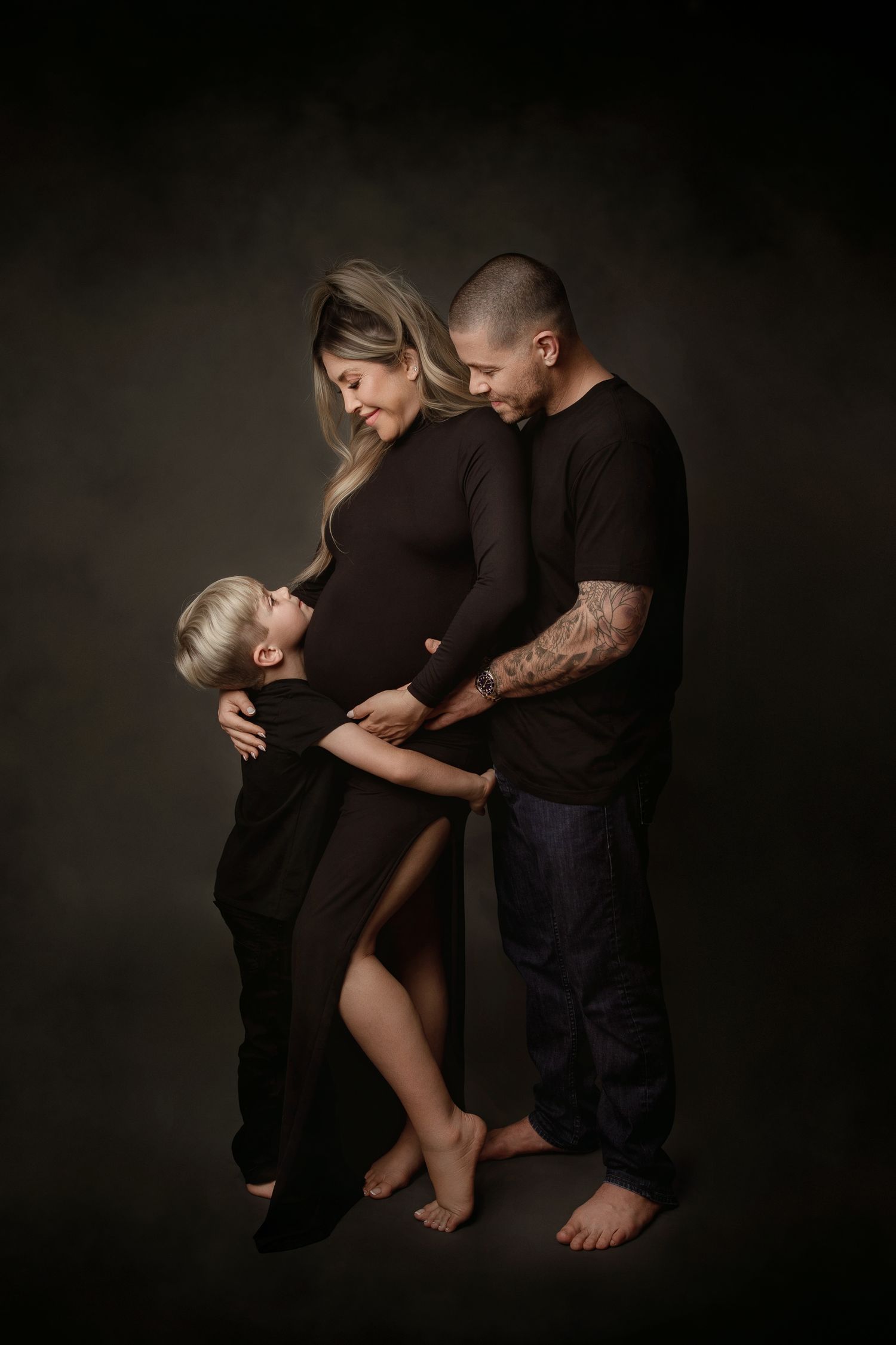 maternity photography Miami, maternity photographer near me, studio maternity session