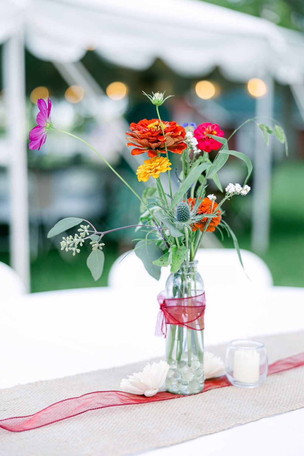 Wedding photographer located in Oxford, OH near Miami University.  Offering proposal pictures, engagement pictures and wedding pictures
