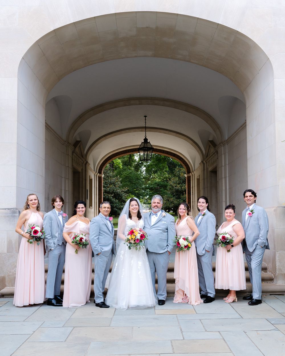 Wedding photographer located in Oxford, OH near Miami University.  Offering proposal pictures, engagement pictures and wedding pictures