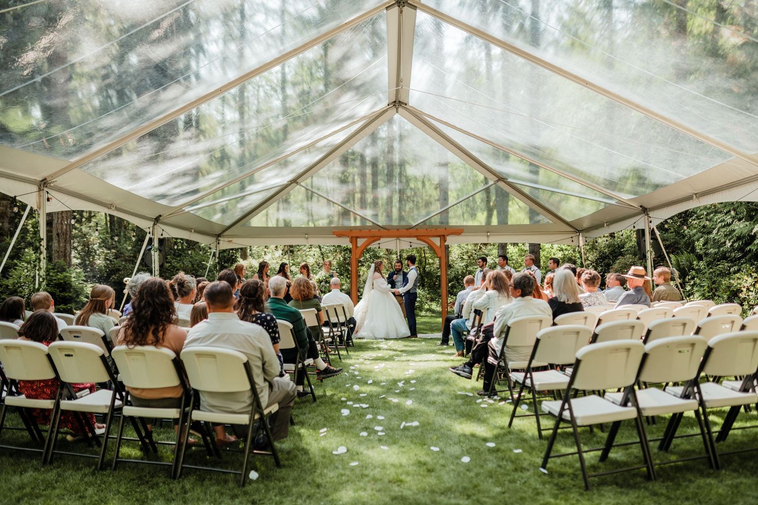 Intimate Backyard Wedding: Olalla Washington